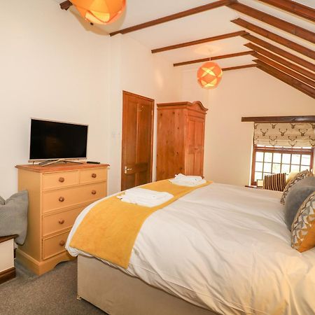 King'S Cottage Crakehall Экстерьер фото
